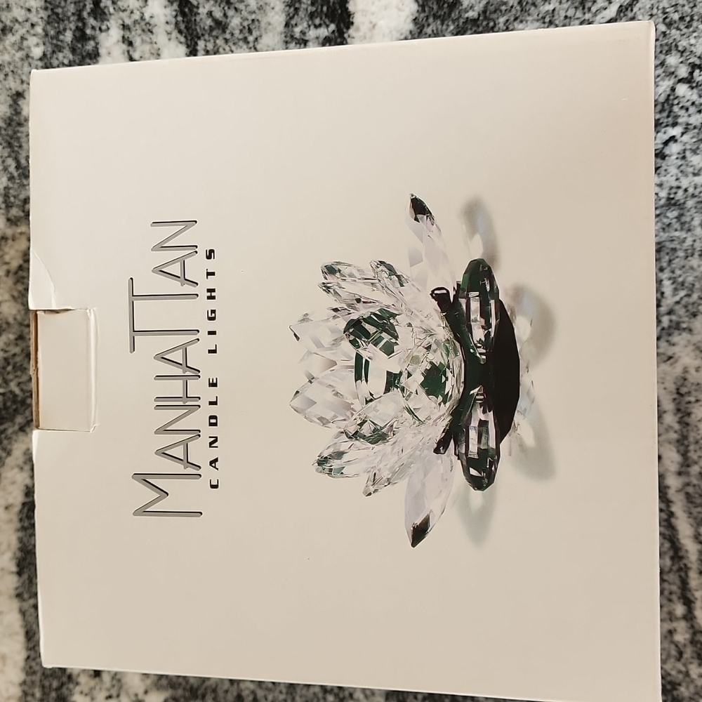 Manhattan Candle Lights Lotus Flower Sprakly Bling Rich Entertaining